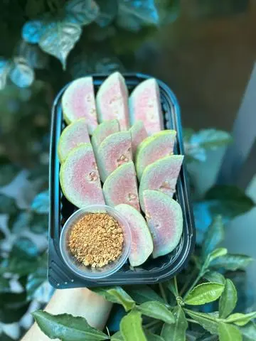 Hình ảnh Ổi ruột hồng