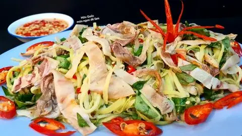 Hình ảnh Gỏi xoài khô mực