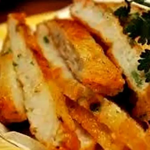 Hình ảnh Cơm Chả Cá Thu Chiên