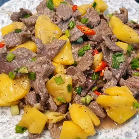 Hình ảnh Cơm Bò Xào Thơm