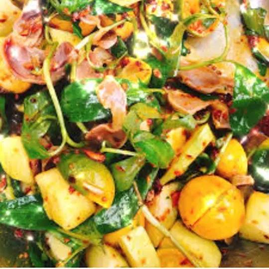 Hình ảnh Mix trứng non+mề gà sốt thái+cóc non muối chấm 