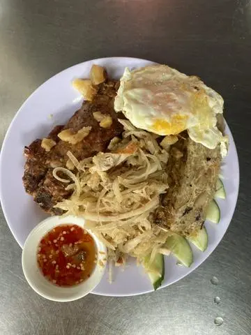 Hình ảnh Sườn Bì Chả Trứng