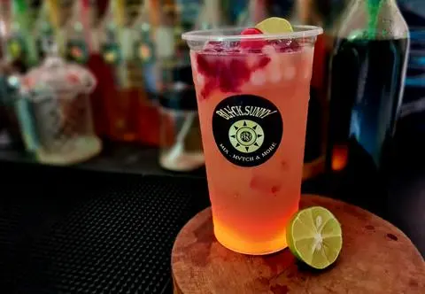 Hình ảnh Soda Mãng Cầu Mận Đỏ