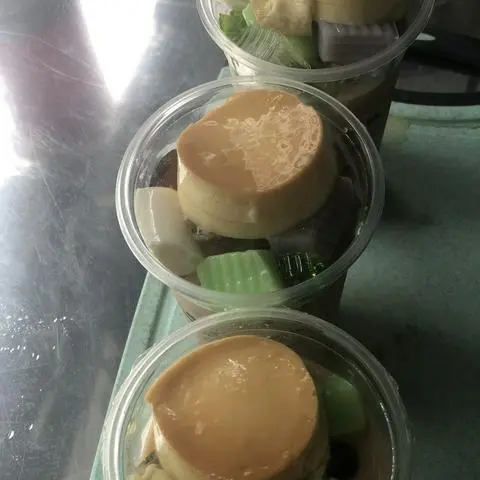 Hình ảnh Trà Sữa Truyền Thống thập cẩm +bánh flan