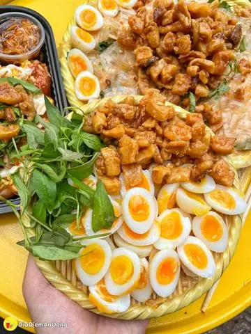 Hình ảnh Bánh Tráng Dẻo Trộn Tóp Mỡ