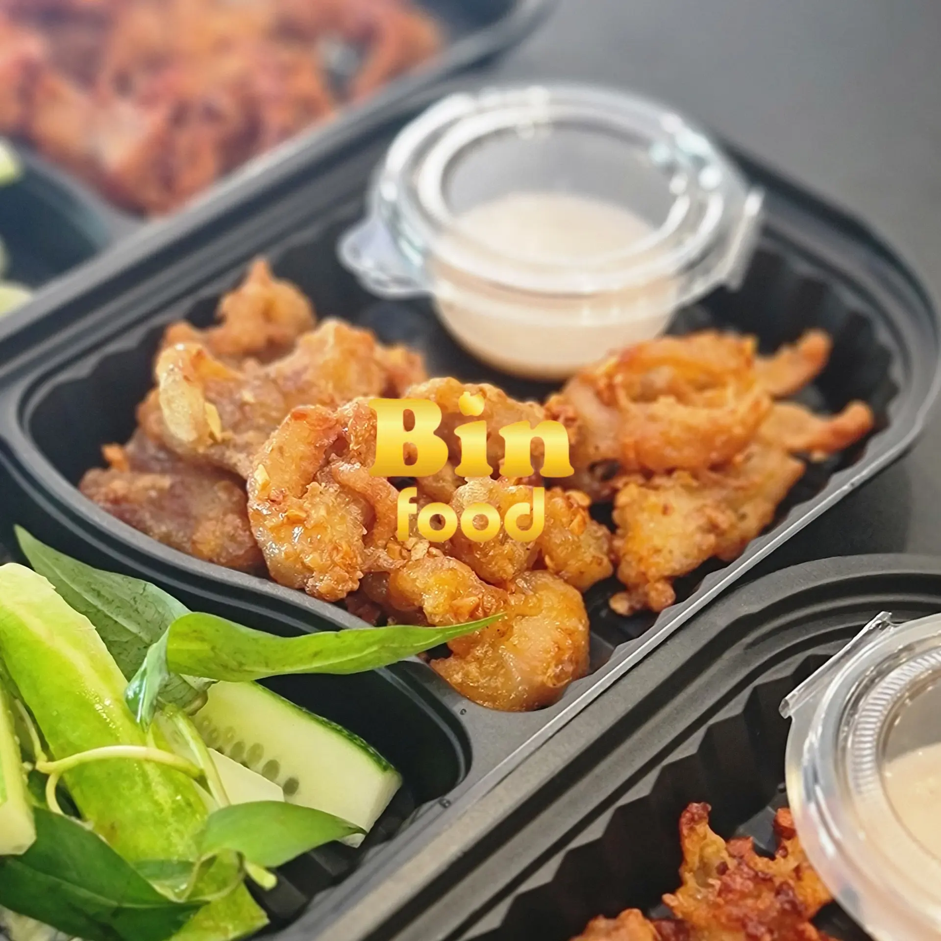 Hình ảnh Chân gà rút xương bơ tỏi