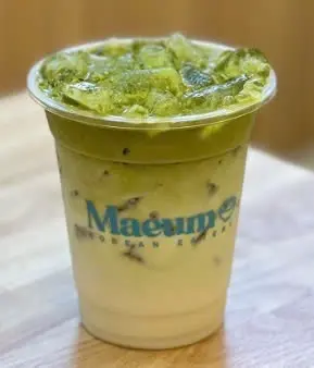Hình ảnh Matcha latte kem muối-소금 크림 말차 라떼