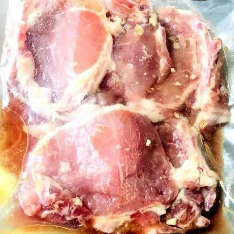 Hình ảnh Sườn cốt lết nướng ướp sẳn 500g