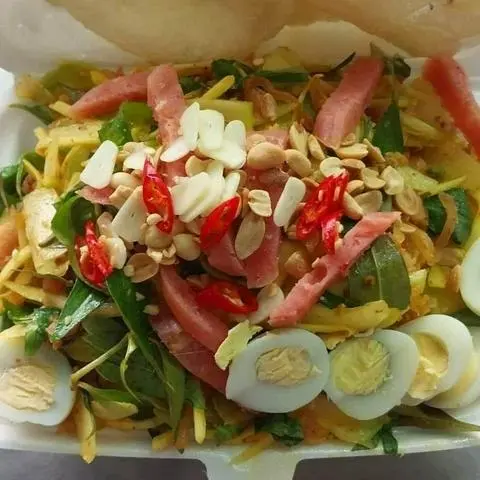 Hình ảnh Tré Trộn Nem Trứng+Bánh Phồng 