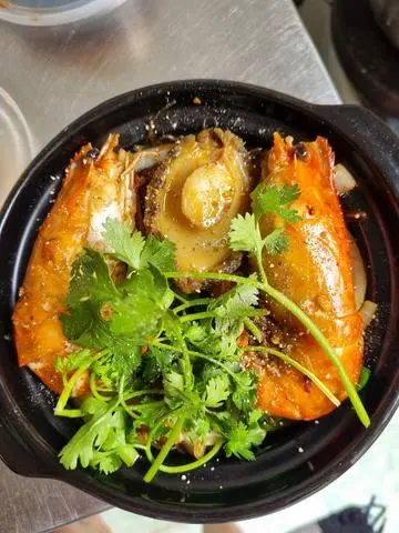 Hình ảnh Miến xào bào ngư tôm sú thiên nhiên 
