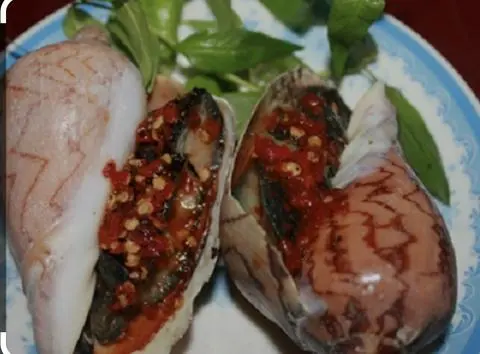 Hình ảnh Ốc giác nướng muối tiêu xanh 