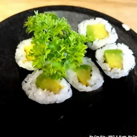 Hình ảnh Avocado maki