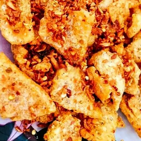 Hình ảnh Da heo cháy tỏi ớt