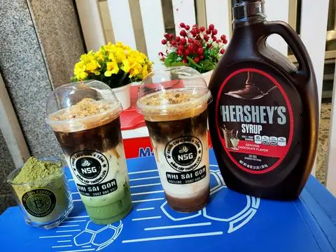 Hình ảnh cafe 4 tầng sôcôla 