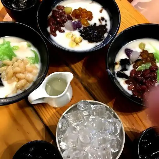 Hình ảnh Tàu hủ đậu đen hat sen