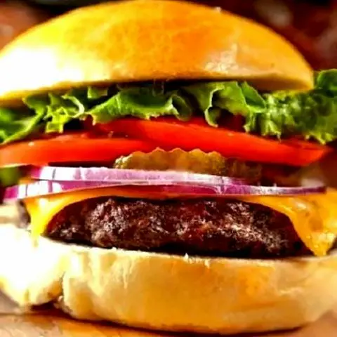 Hình ảnh Burger Bò Trứng Phô Mai - Coca - Khoai Tây Phô Mai