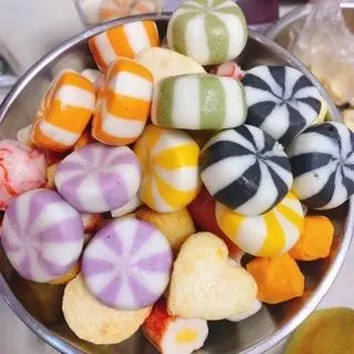 Hình ảnh Bánh bao trứng cá 1v