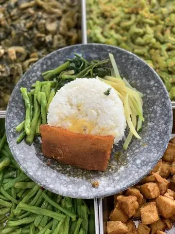 Hình ảnh Cơm Chay Heo Quay