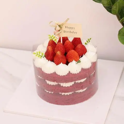 Hình ảnh Bánh Nhung Đỏ (Red Velvet) Ú Ụ Dâu Tây - Size 14cm