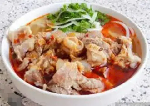 Hình ảnh bún bò sườn, tái 