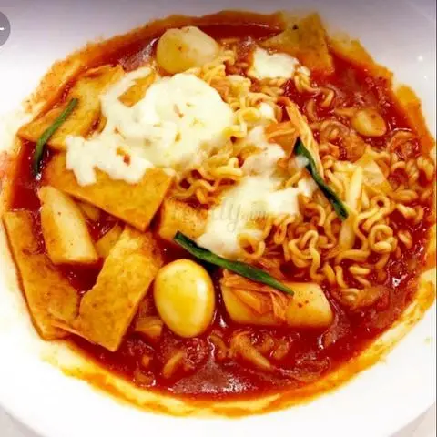 Hình ảnh Tokbokki Ramen Phô Mai