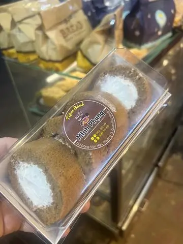 Hình ảnh bông lan socola cuộn kem 