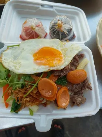 Hình ảnh mì ý xào thập cẩm