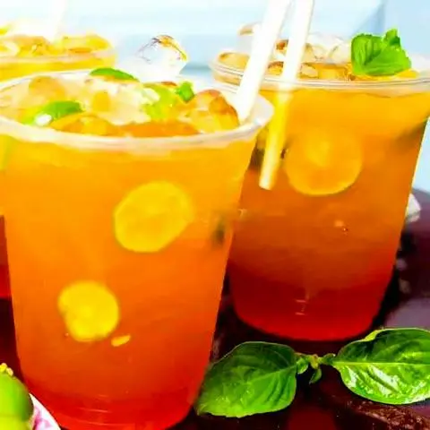 Hình ảnh Trà tắc ly khổng lồ 