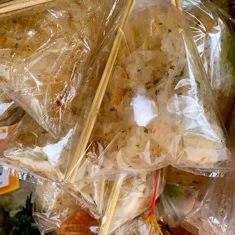 Hình ảnh Bánh tráng sợi hành và tôm