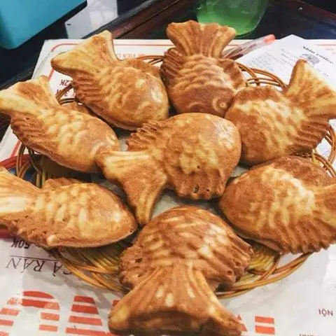 Hình ảnh 6 bánh cá truyền thống nhân Patê 