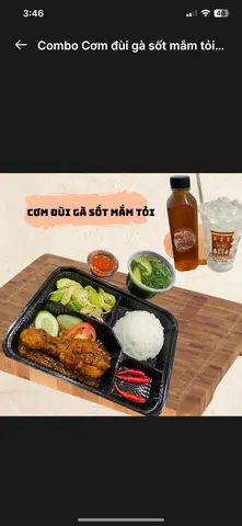 Hình ảnh Combo cơm đùi gà mắm tỏi - nước sâm