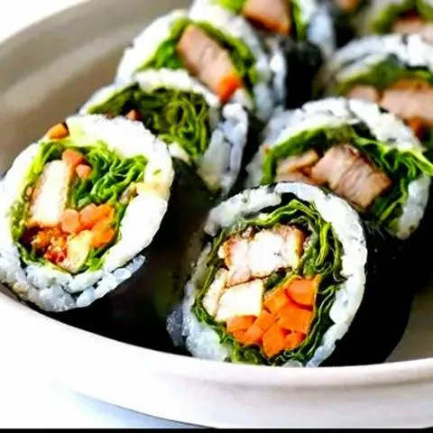 Hình ảnh Cuộn thịt nướng Hàn