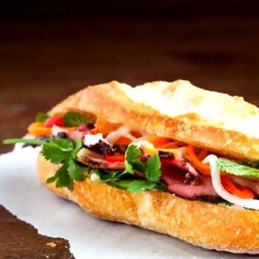 Hình ảnh Bánh Mì 2 Trứng Ốp
