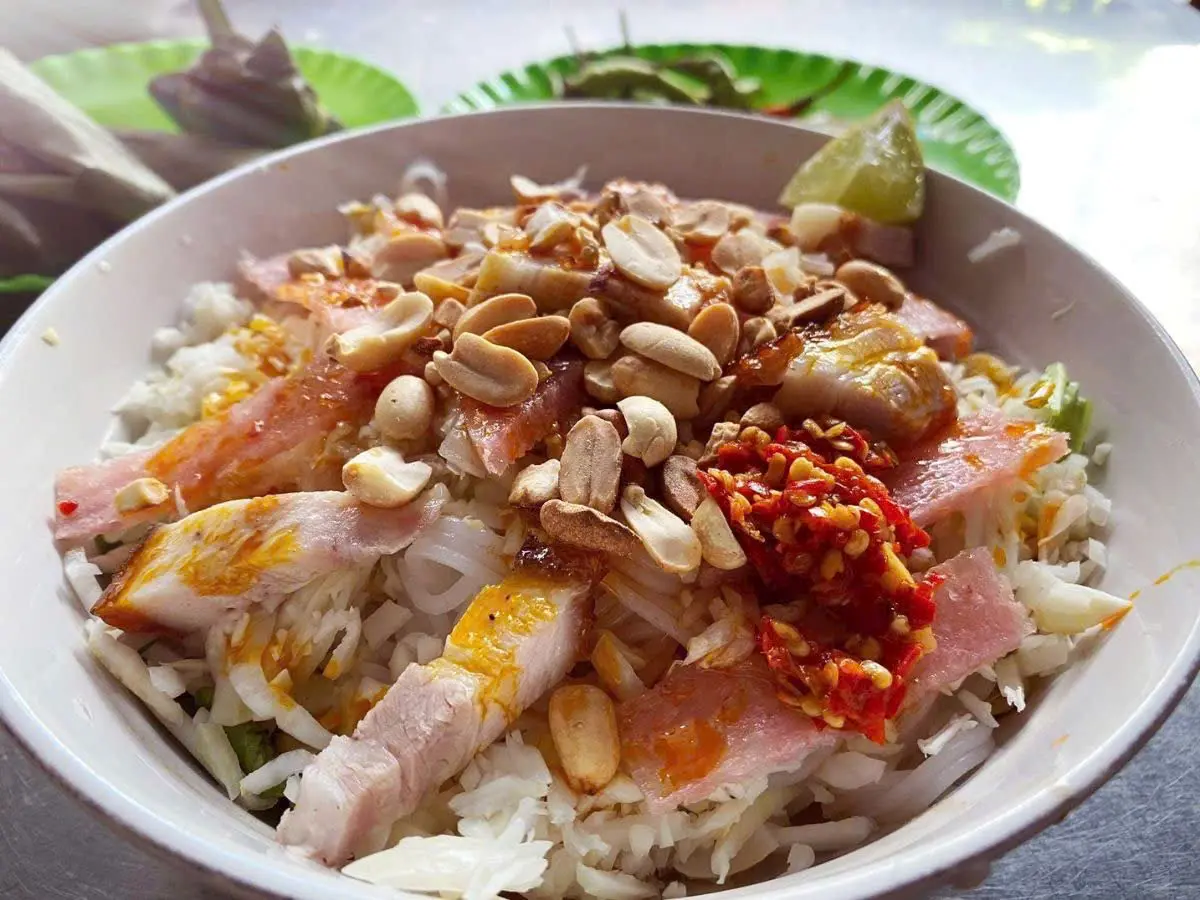 Hình ảnh Bún mắm nêm + Trà tắc thái xanh 