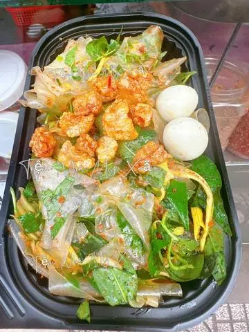 Hình ảnh Bánh Tráng Trộn Phơi Sương