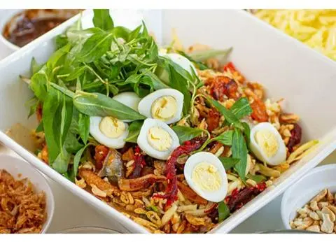 Hình ảnh Bánh tráng Trộn FULL TOPPING 