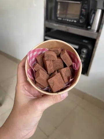 Hình ảnh Socola tươi nama (hộp 100g)