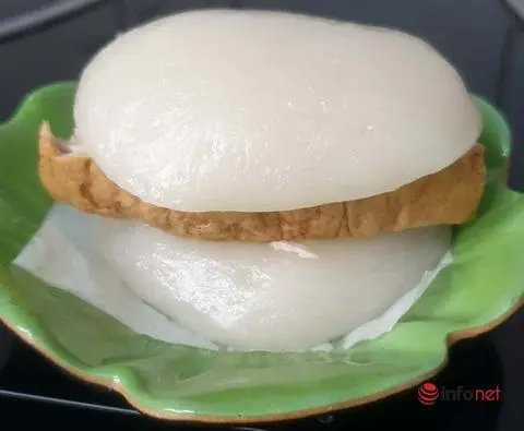 Hình ảnh Bánh Dày Kẹp Chả Bò
