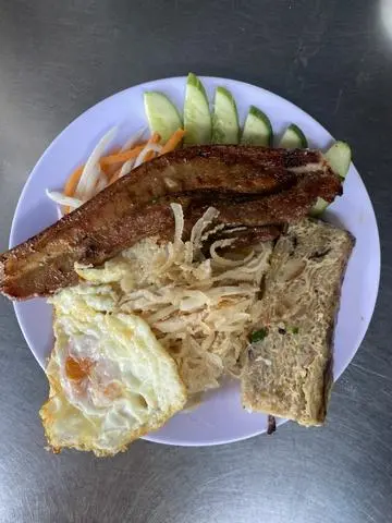 Hình ảnh Ba rọi bì chả trứng