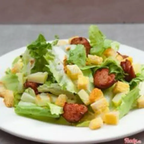Hình ảnh Salad xúc xích Đức