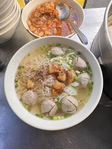 Hình ảnh bộ tô muỗng đũa