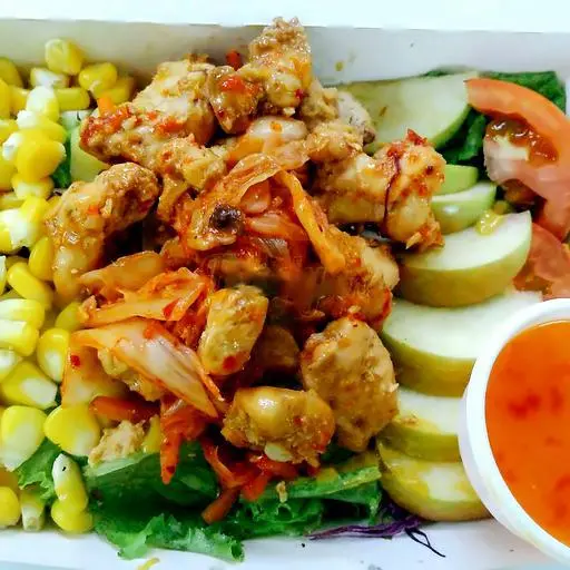 Hình ảnh Salad ức gà xào kim chi
