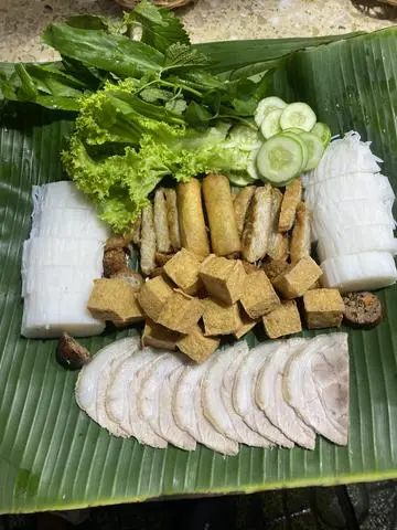 Hình ảnh thịt giò thêm
