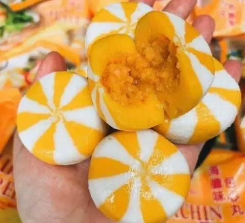 Hình ảnh Cá trứng nhím sọc vàng