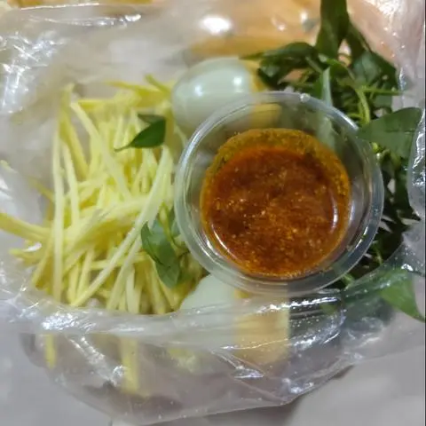 Hình ảnh Bánh tráng chấm