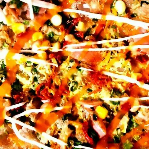 Hình ảnh Bánh tráng nướng khô bò đỏ