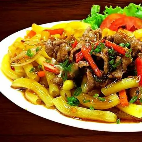 Hình ảnh Nui xào thập cẩm