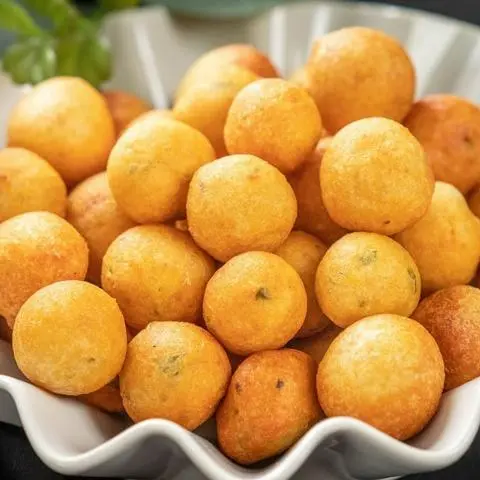 Hình ảnh Cá viên chiên ( 4 viên)