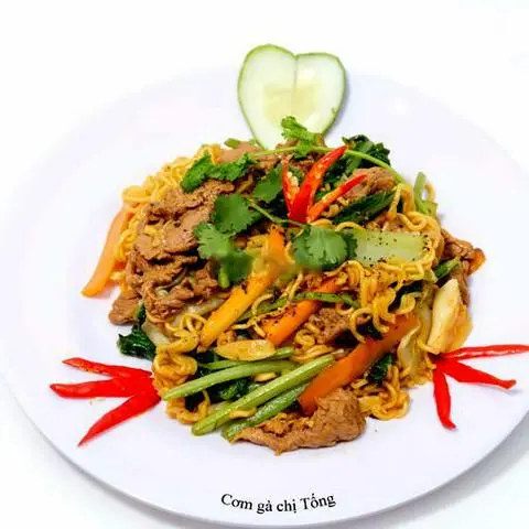 Hình ảnh Mì xào bò