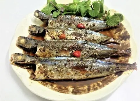 Hình ảnh Cá nục kho tiêu/ kho cà 200g